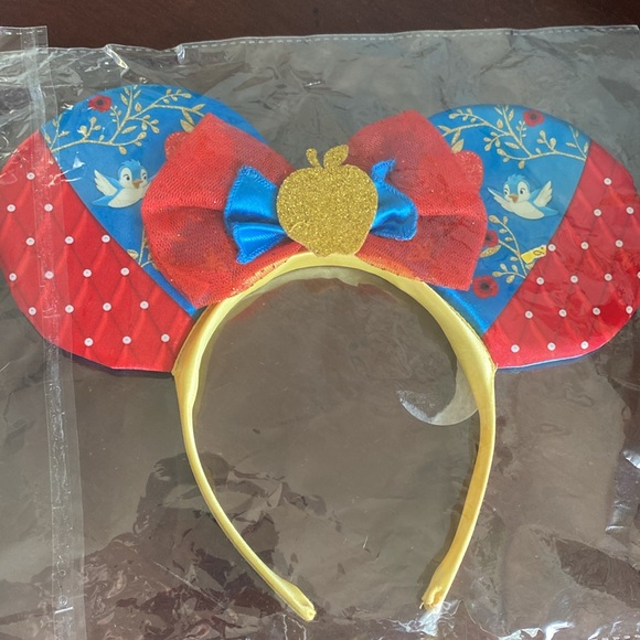 DISNEY PRINCESS 💙"SNOW WHITE"❤️ MINNIE MOUSE EARS QUILTED HEADBAND 🌟EUC🌟 - Picture 14 of 16